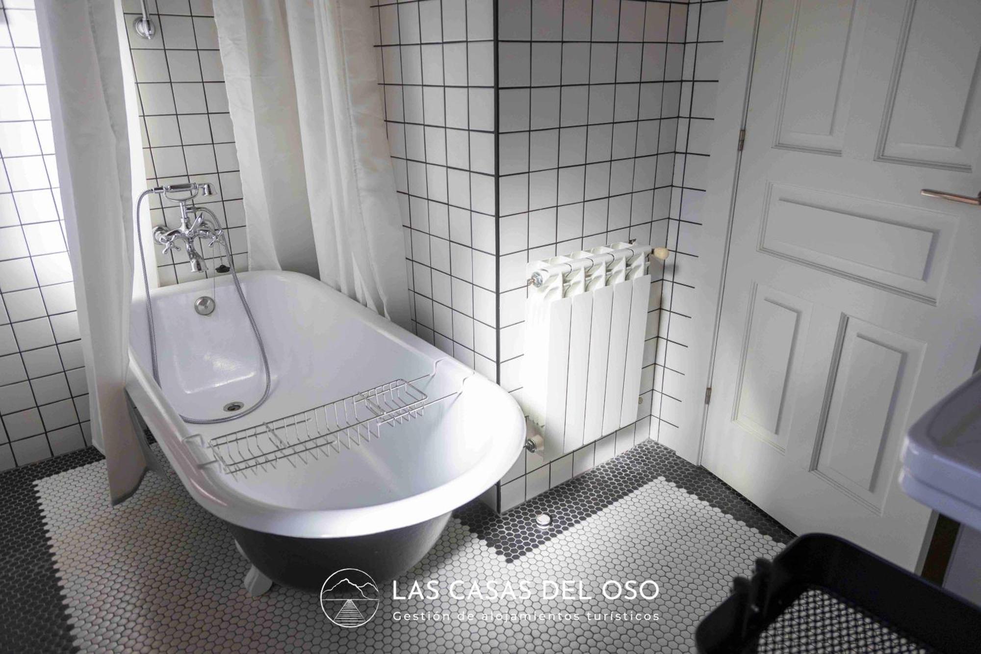 El Mirador De San Trocaya - Las Casas Del Oso Villamarcel Exteriör bild