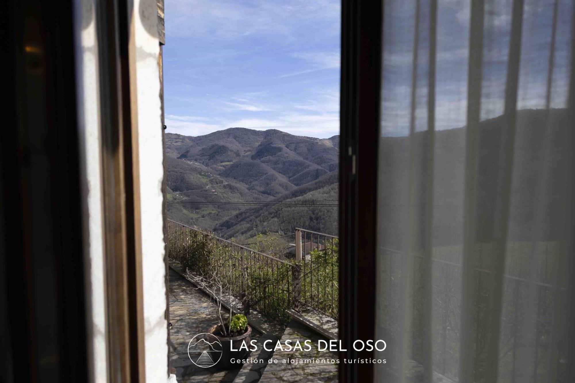 El Mirador De San Trocaya - Las Casas Del Oso Villamarcel Exteriör bild